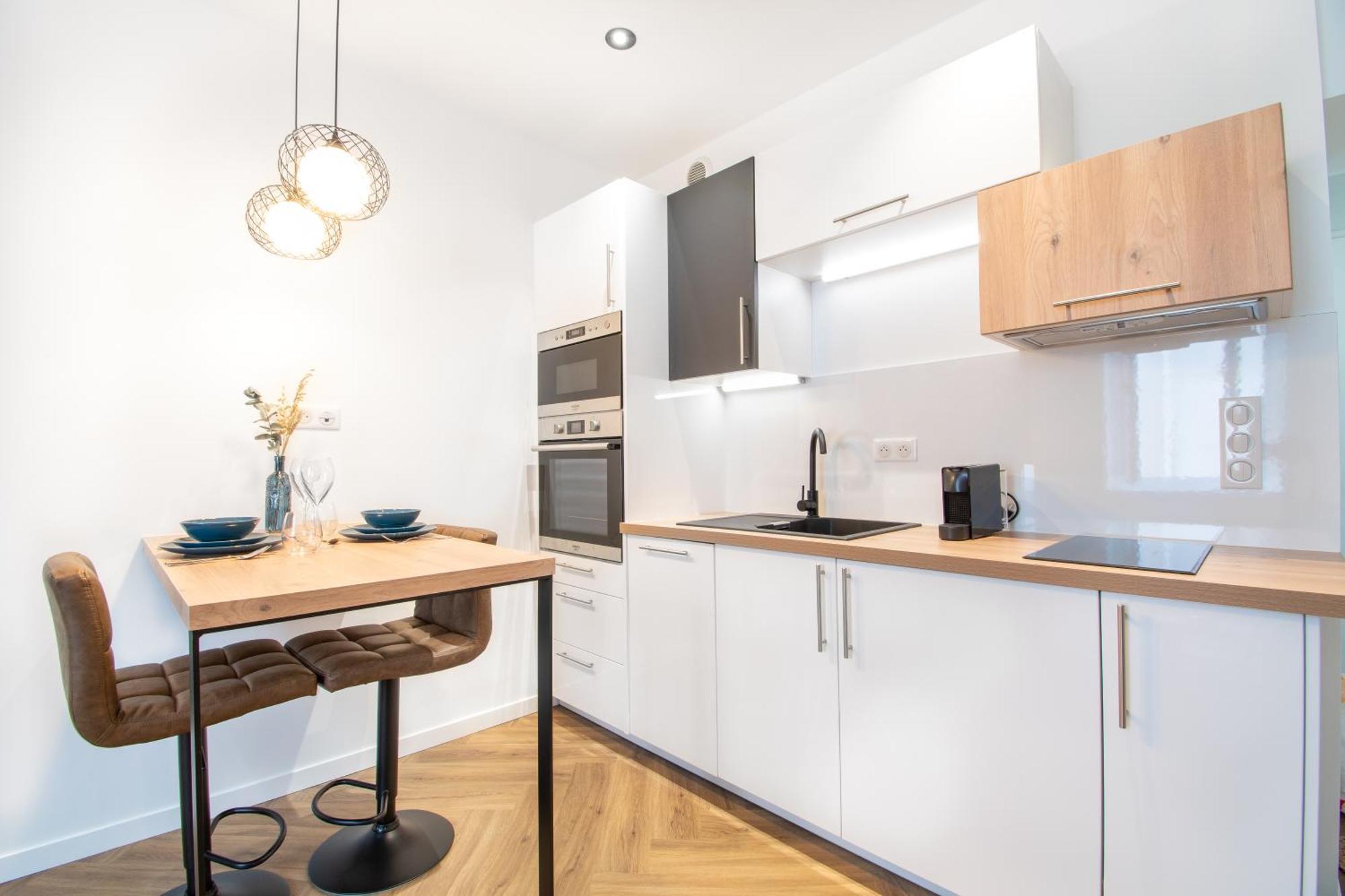 L'Appartement Des Ducs Avec Baignoire Double Nantes Kültér fotó